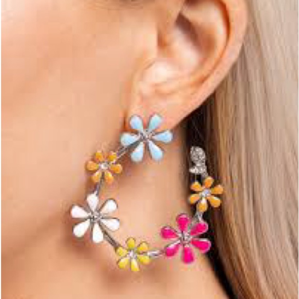 Paparazzi Vibrant Floral Hoop Earrings